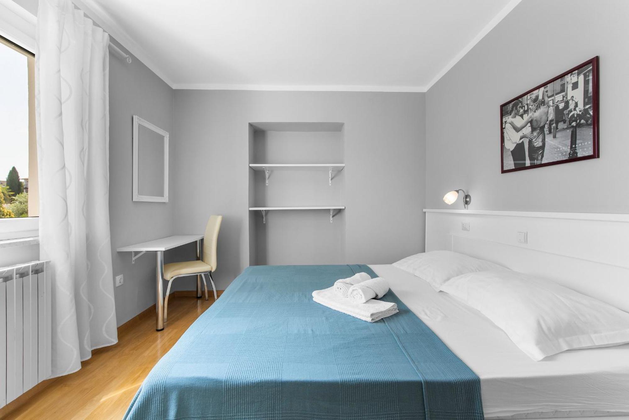 Villa Hope - Apartments With Shared Pool Poreč Rum bild