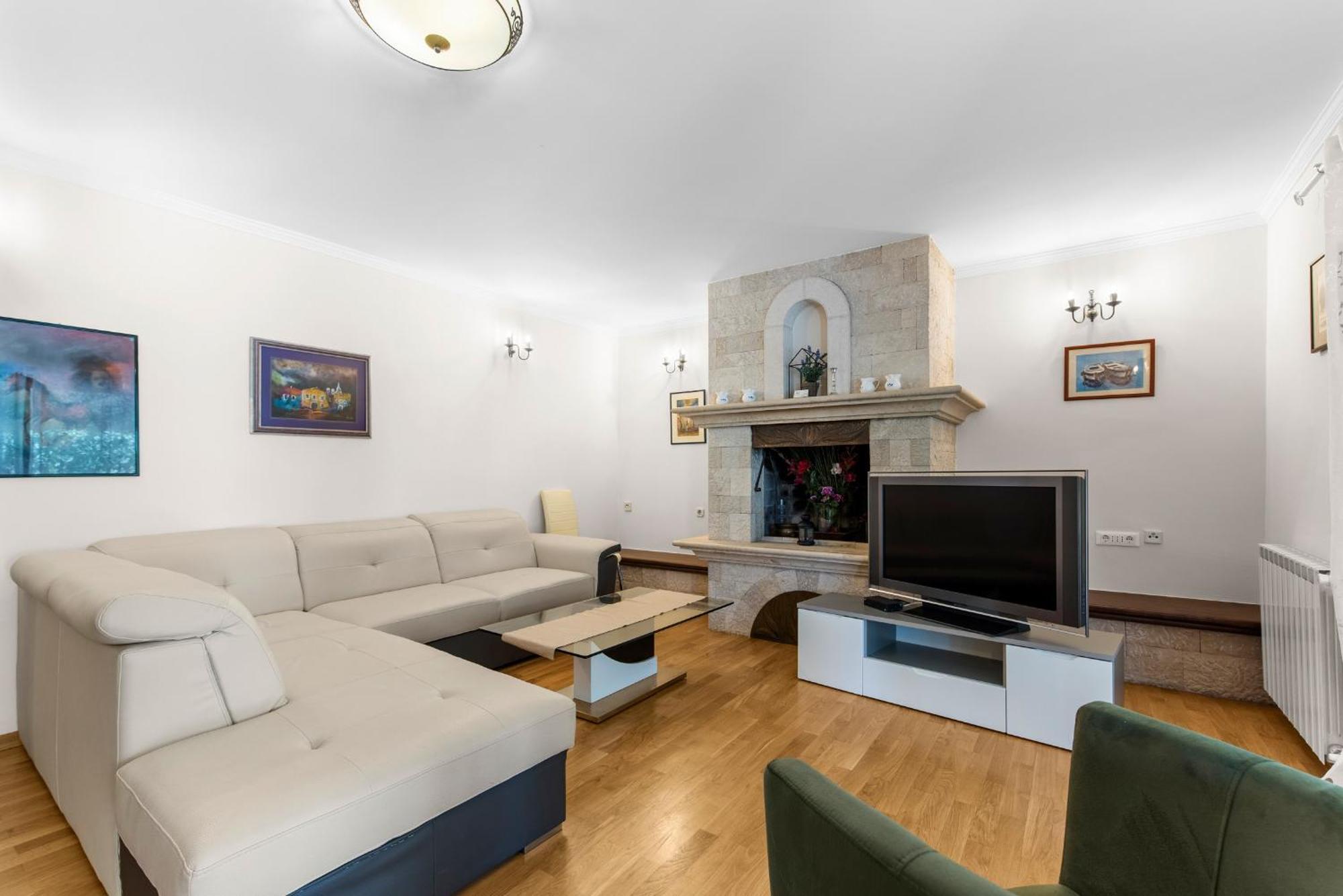 Villa Hope - Apartments With Shared Pool Poreč Rum bild