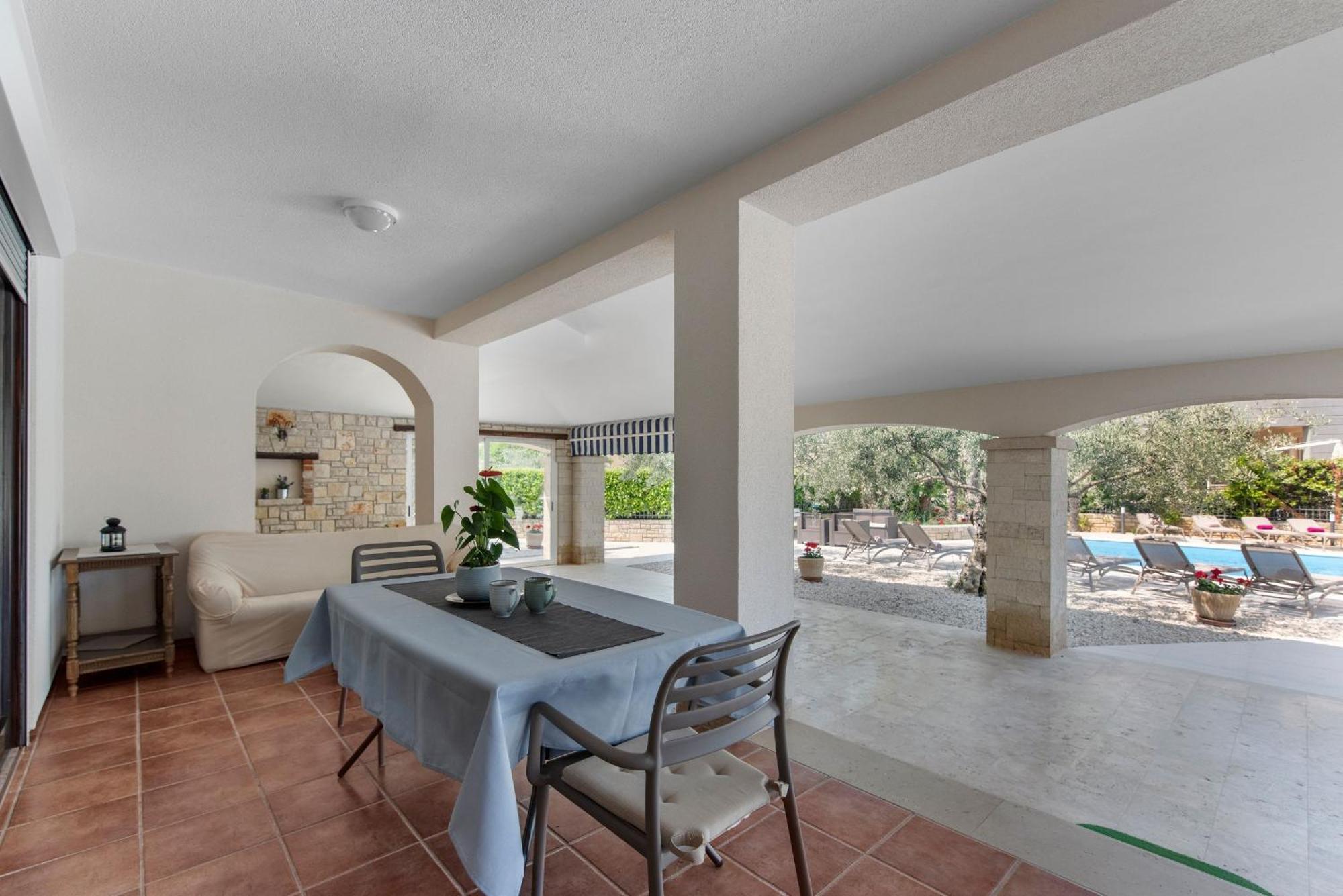 Villa Hope - Apartments With Shared Pool Poreč Rum bild