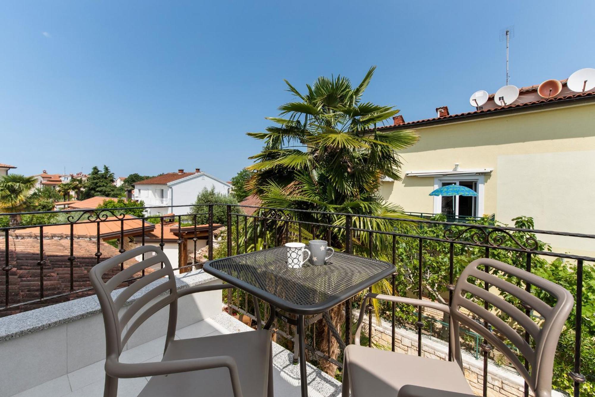 Villa Hope - Apartments With Shared Pool Poreč Rum bild