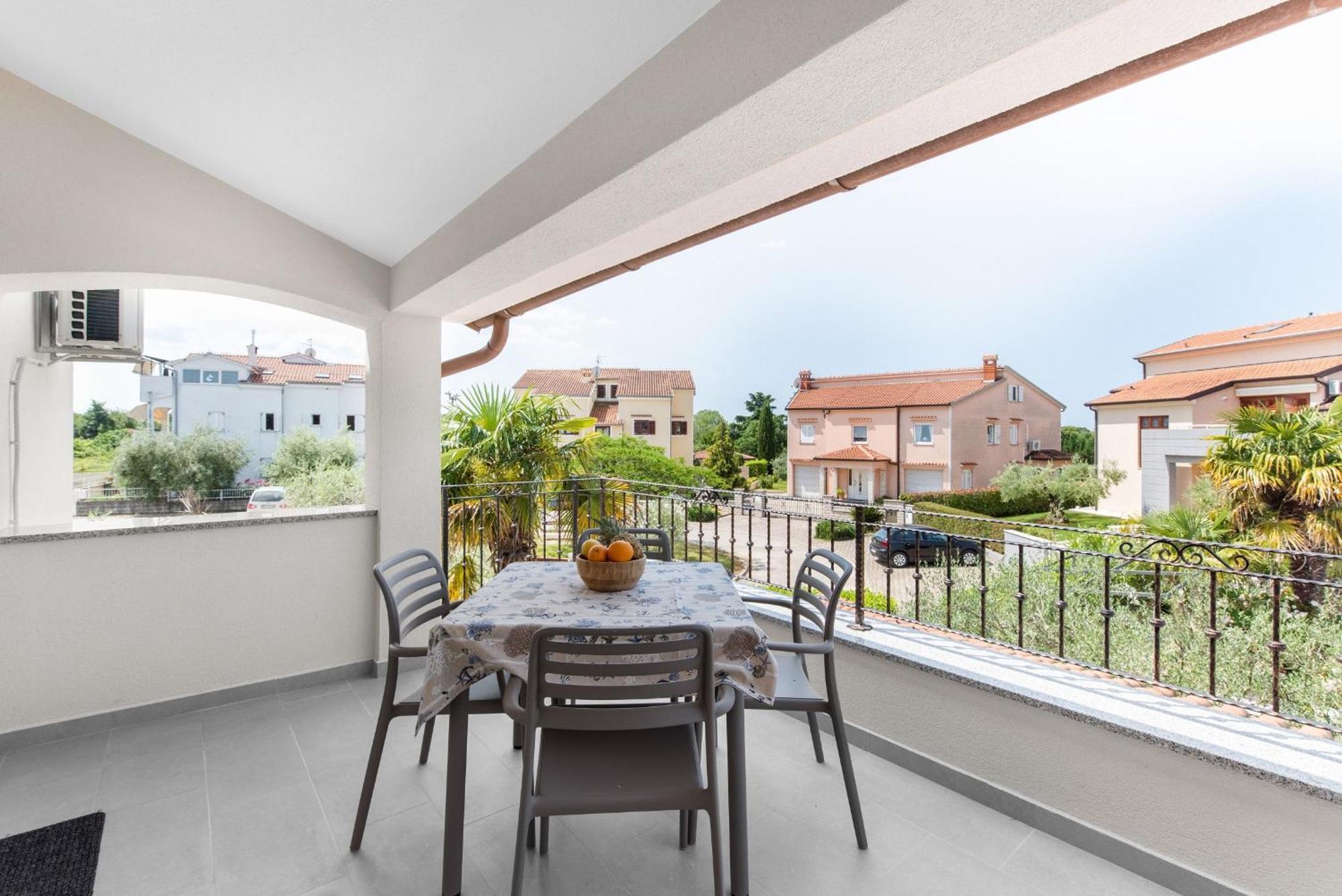 Villa Hope - Apartments With Shared Pool Poreč Rum bild